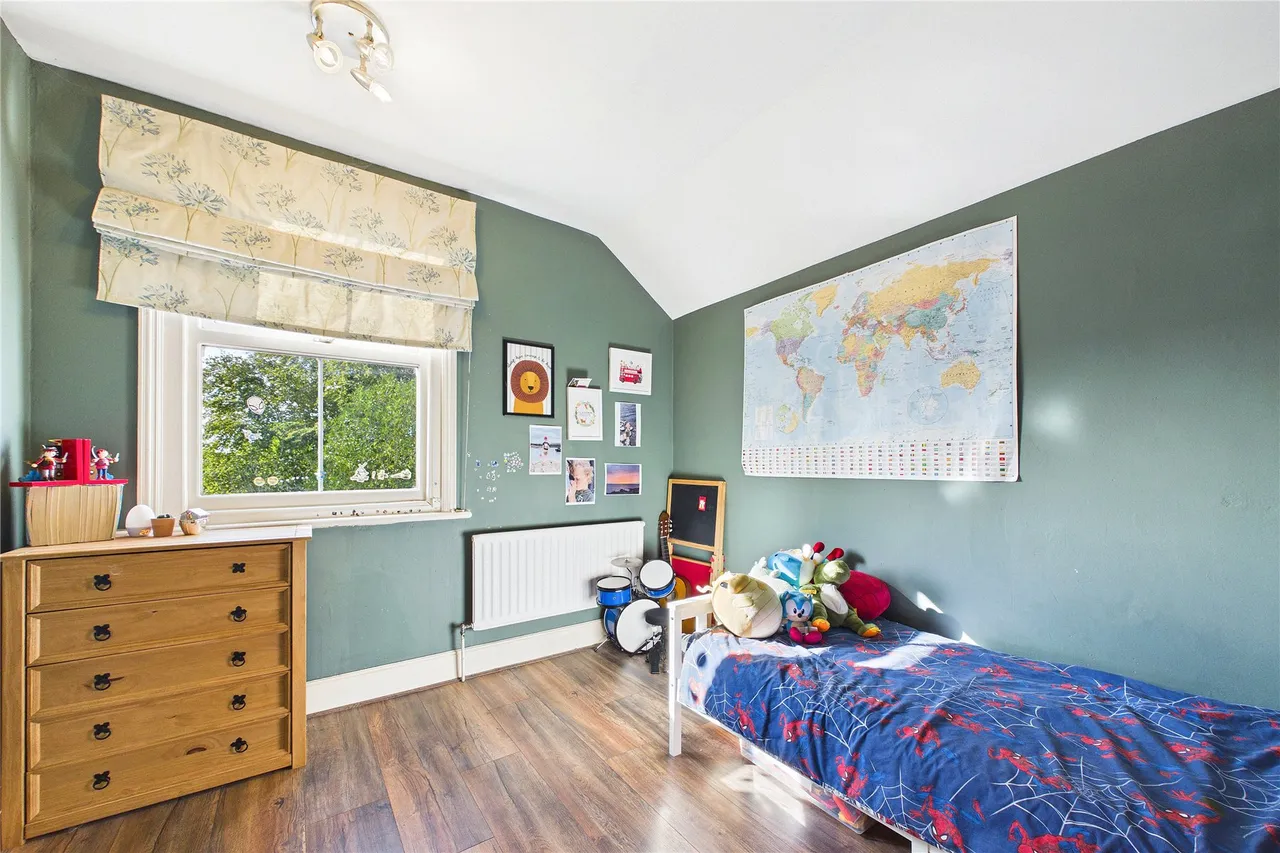 Gordon Avenue, Camberley, GU15, photo 13