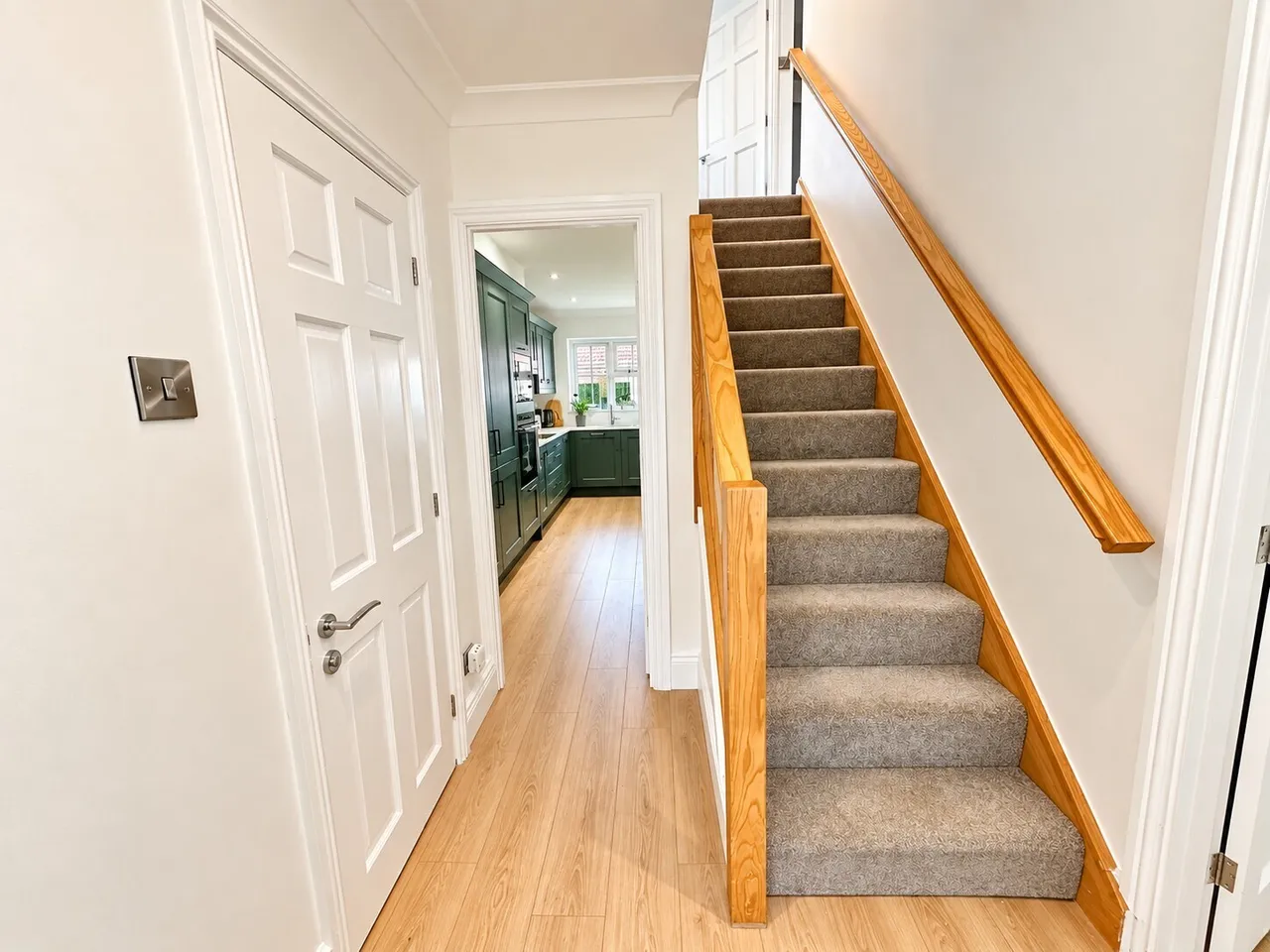 Lyndon Close, Bramham, LS23, photo 5