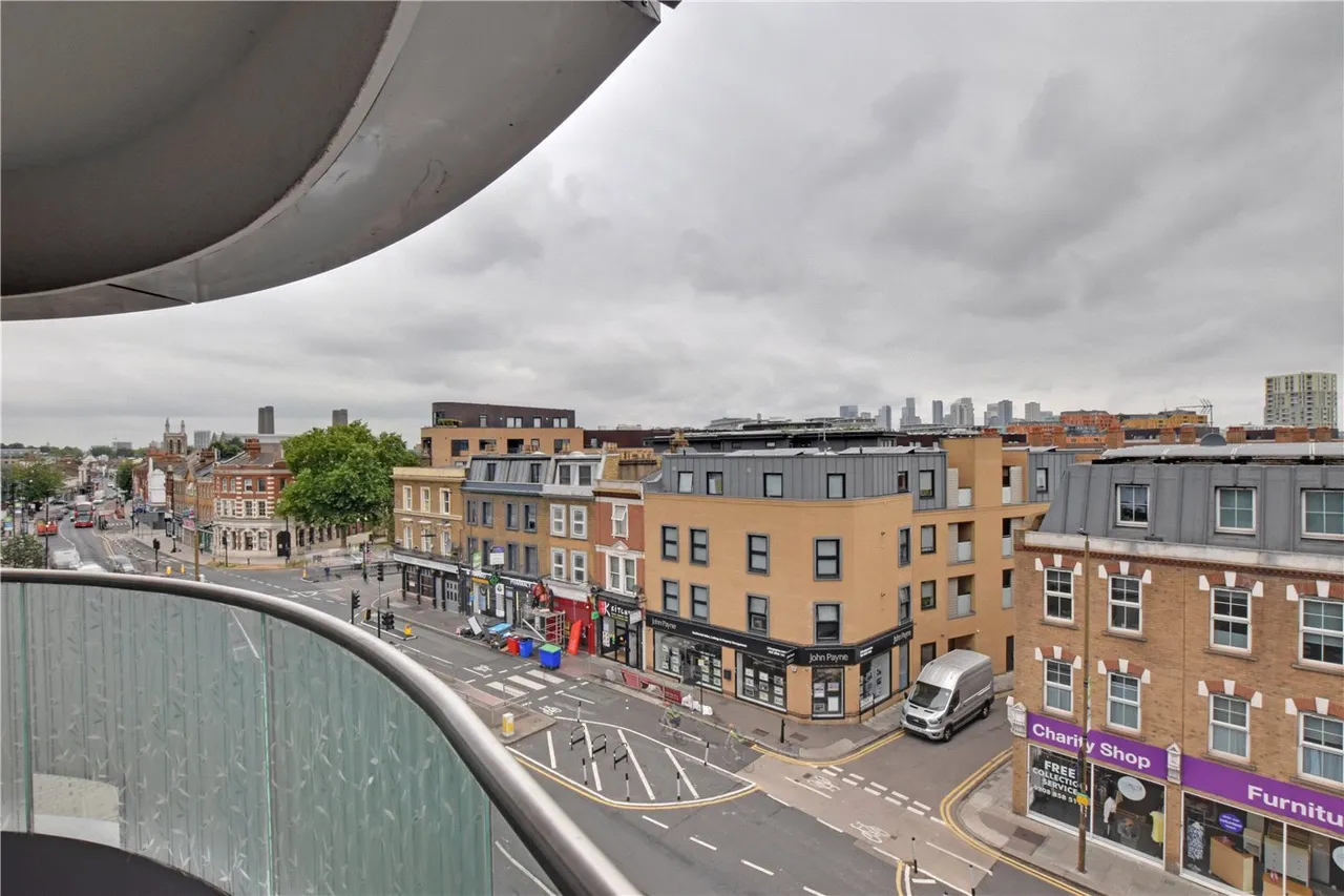 Lambarde Square, London, SE10, photo 15