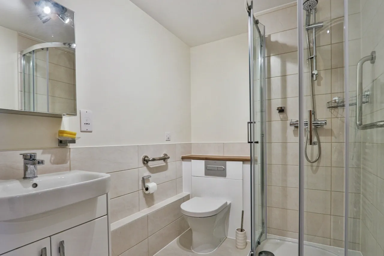 Lindsay Road, Branksome Park, BH13, photo 13