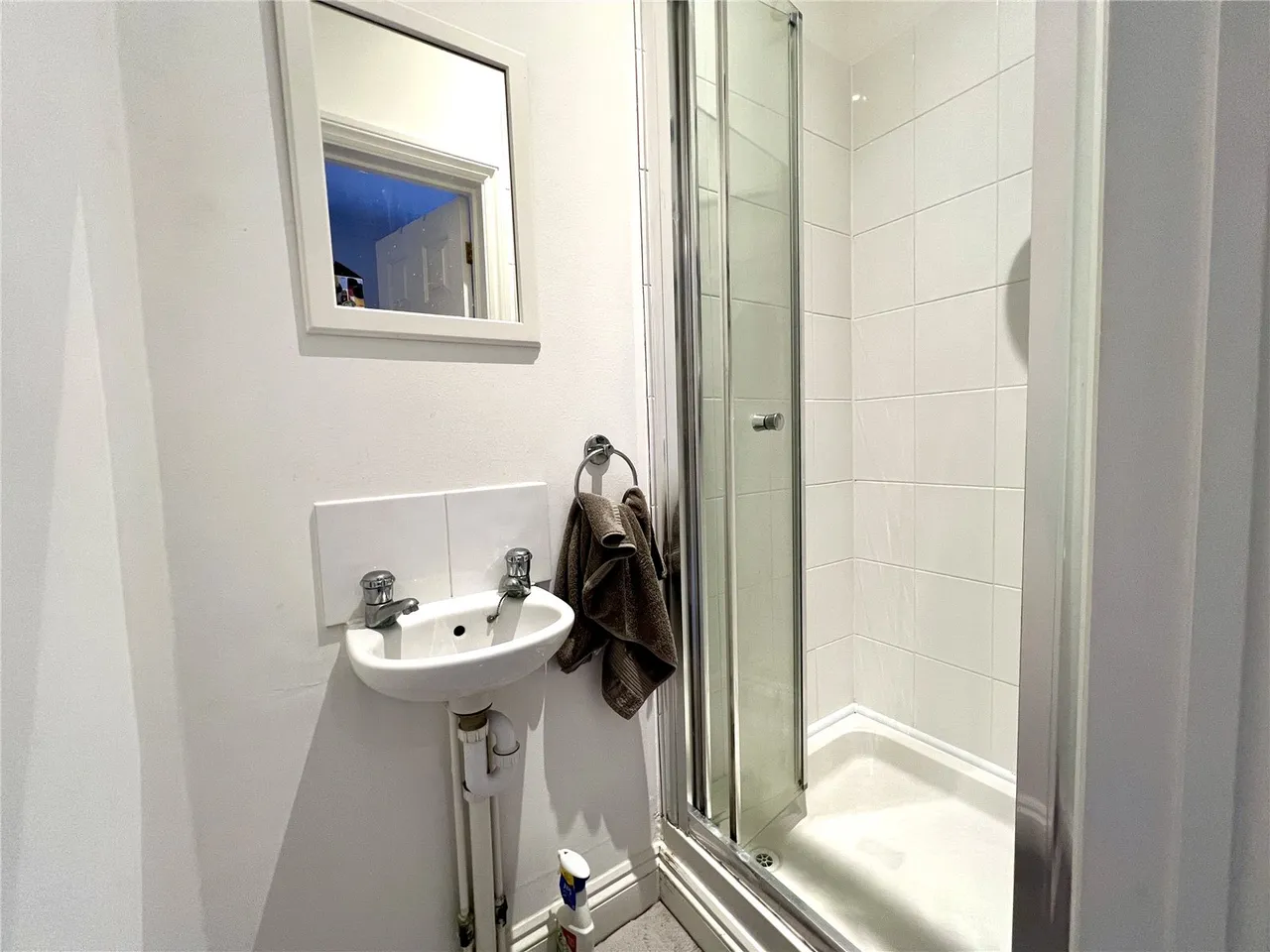 London Road, Guildford, GU1, photo 5