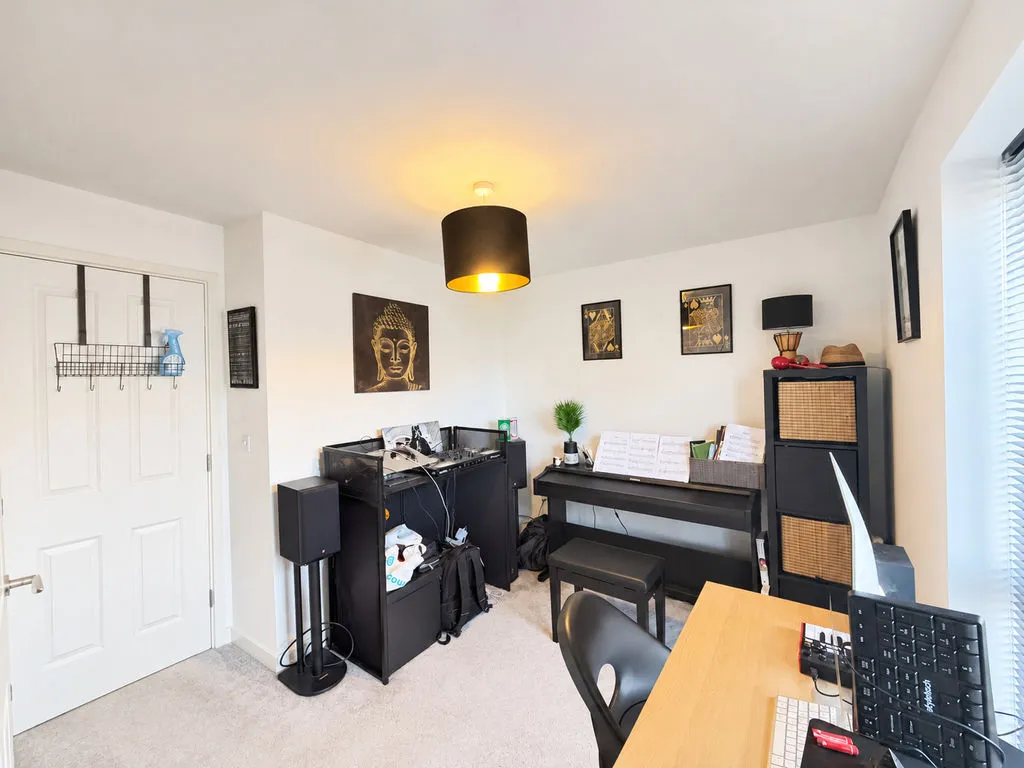 Juniper Road, Goscote, WS3, photo 9