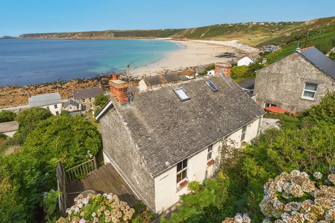 3 bed house for sale, Sennen Cove, TR19