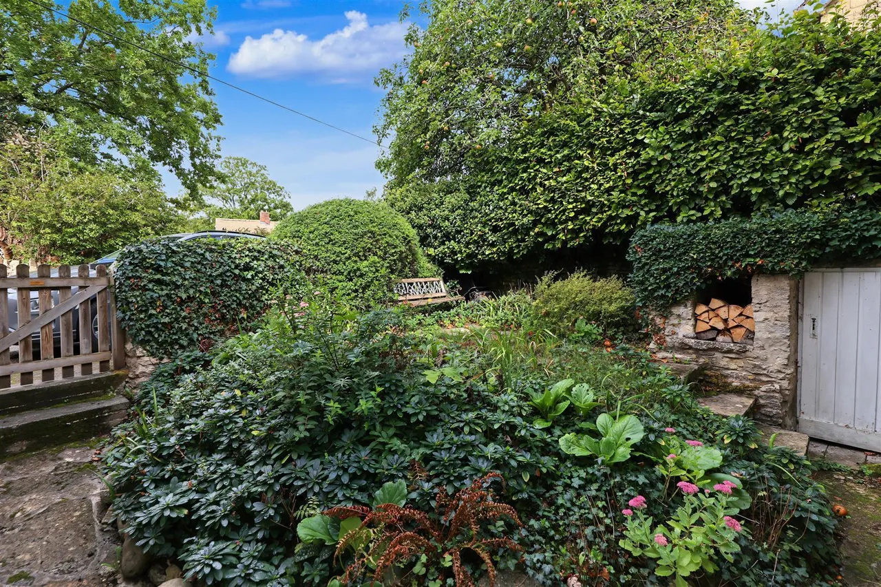 Church Street, Stonesfield, OX29, photo 7