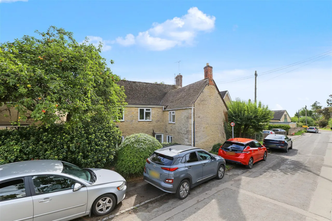 Church Street, Stonesfield, OX29, photo 9