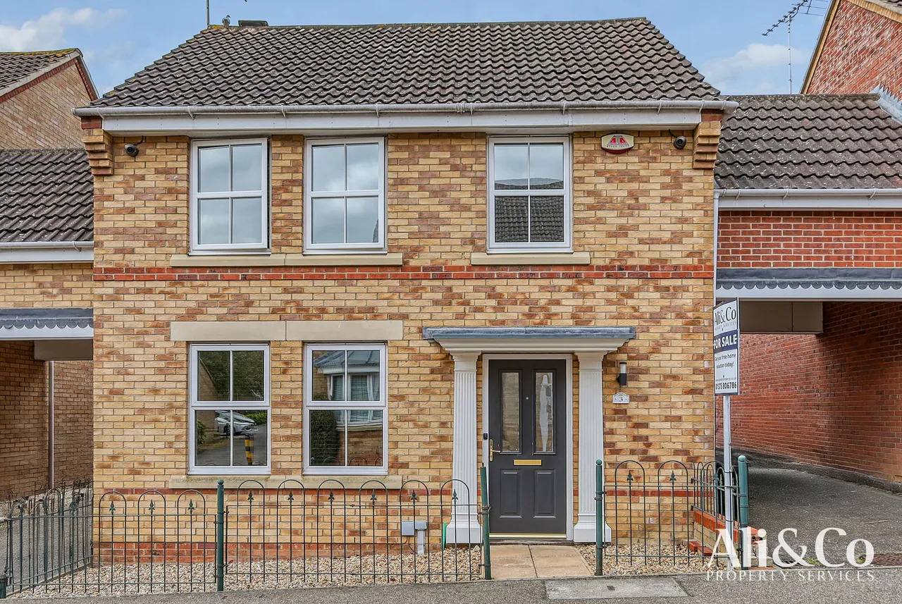 4 bed house for sale — Maunder Close, Chafford Hundred, Essex, RM16 6BW