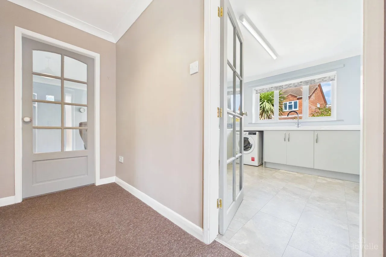 St. Michaels Court Goxhill, DN19, photo 6