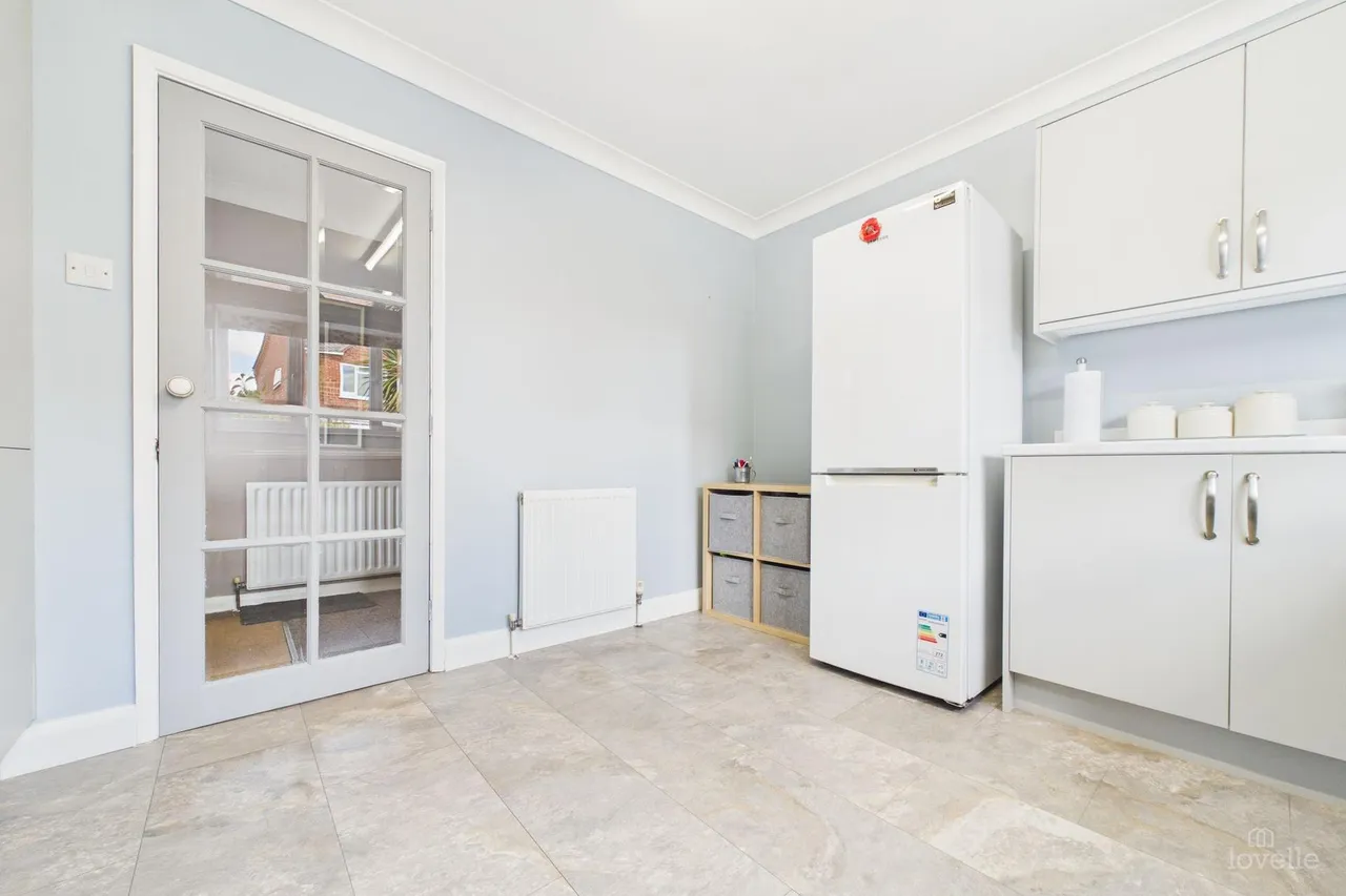 St. Michaels Court Goxhill, DN19, photo 8