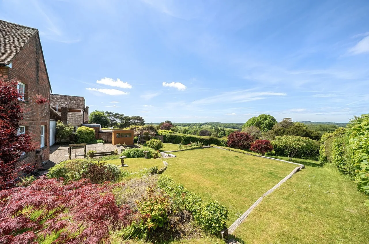 The Street, Dallington, TN21, photo 6