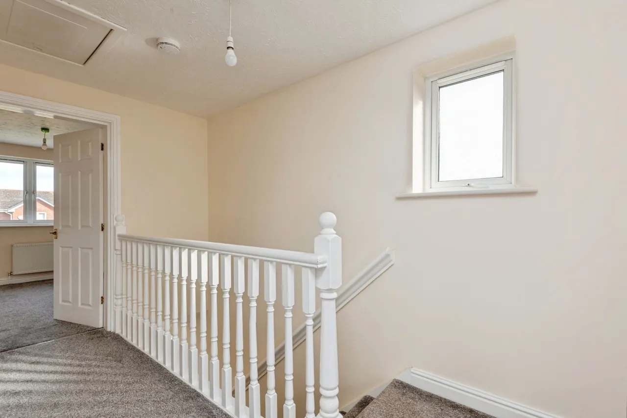Mosedale Avenue, St. Helens, WA11, photo 11