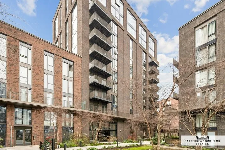 Embassy Gardens, SW11, photo 16