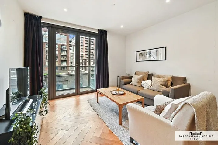 Embassy Gardens, SW11, photo 4