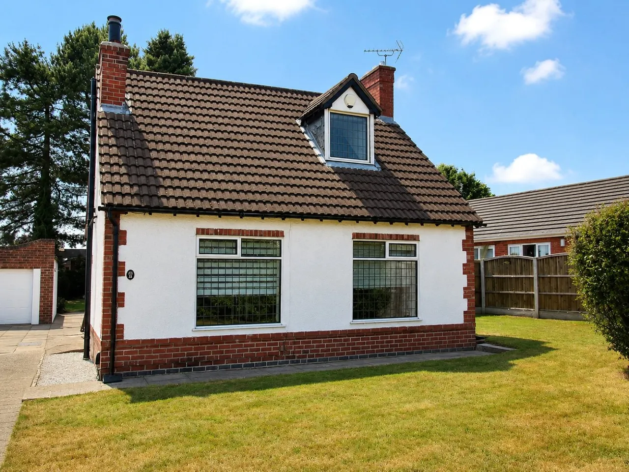 2 bed house for sale, Old Mill Lane, Forest Town, NG19