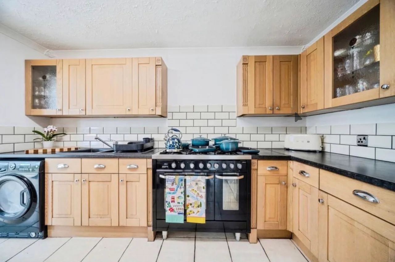 High View, Deanshanger, MK19, photo 28