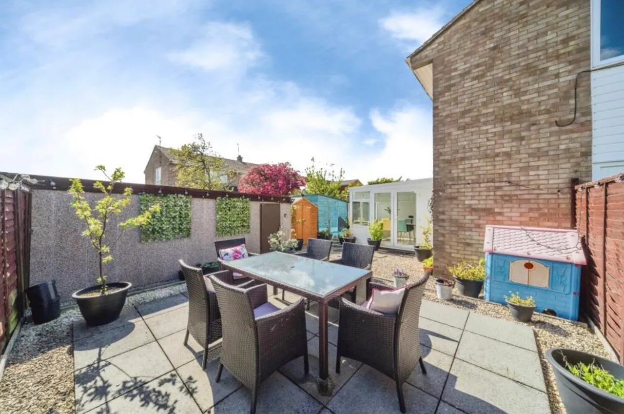 High View, Deanshanger, MK19, photo 6
