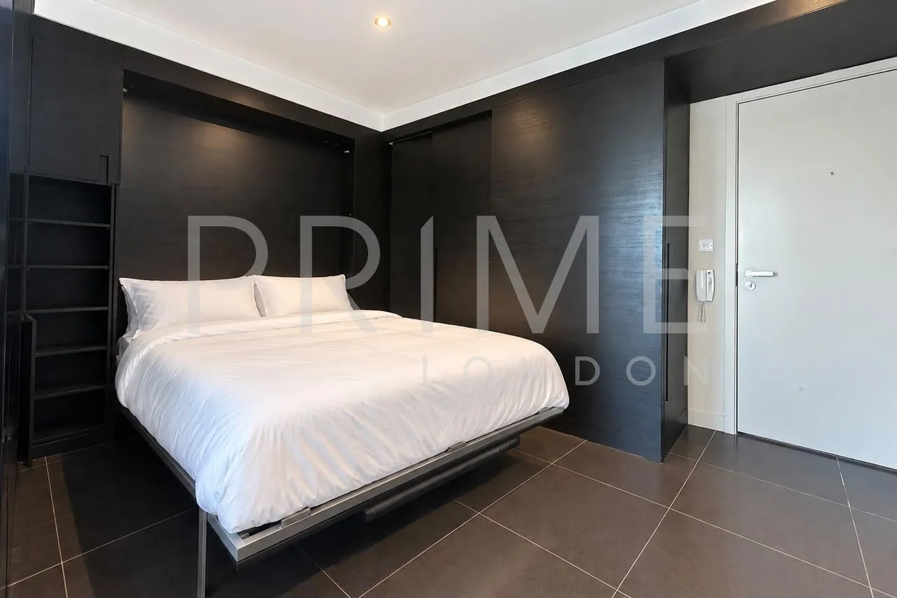 Pan Peninsula East, Canary Wharf, E14, photo 4