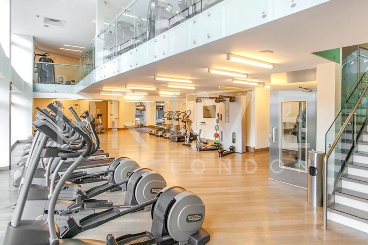 Pan Peninsula East, Canary Wharf, E14, photo 8