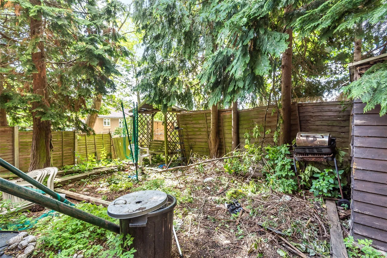 Stonegate Court, Buck Lane, NW9 0AL, photo 12