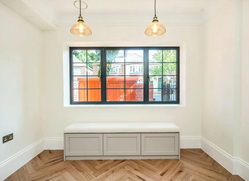 Cricklade Avenue, Streatham Hill, SW2, photo 10
