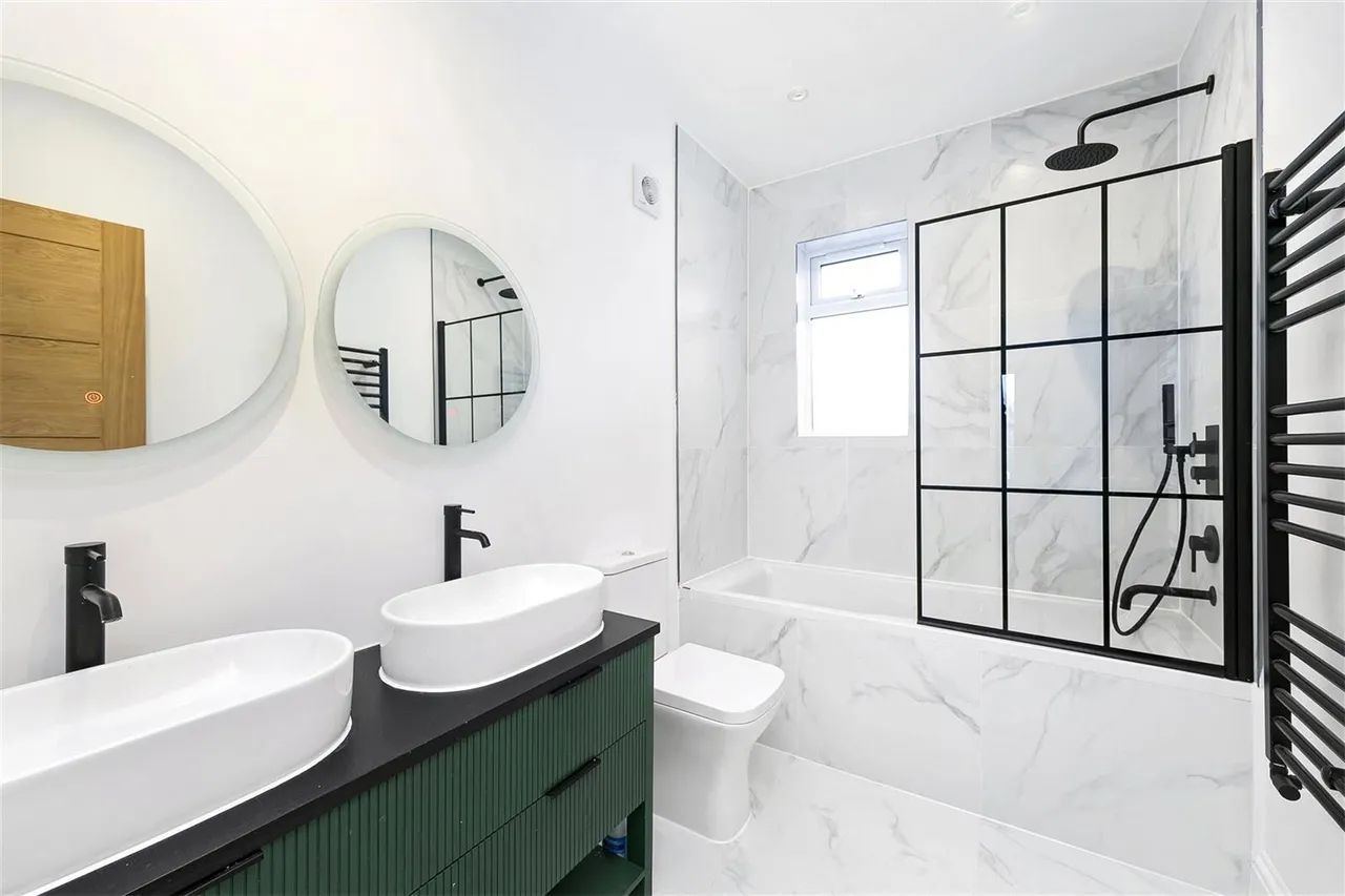 Royal Road, Teddington, TW11, photo 8