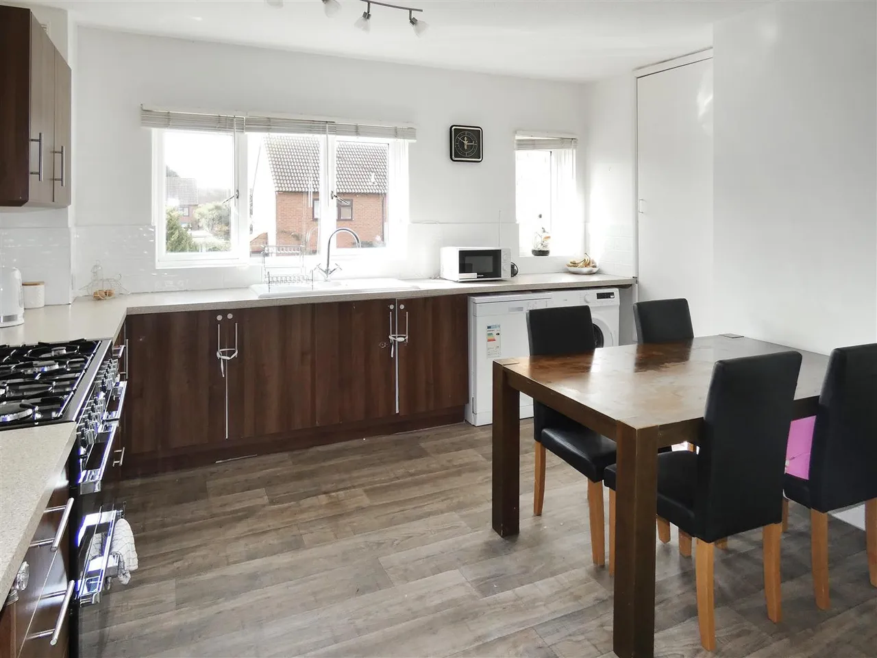 Dinsdale Gardens, Rustington, photo 3