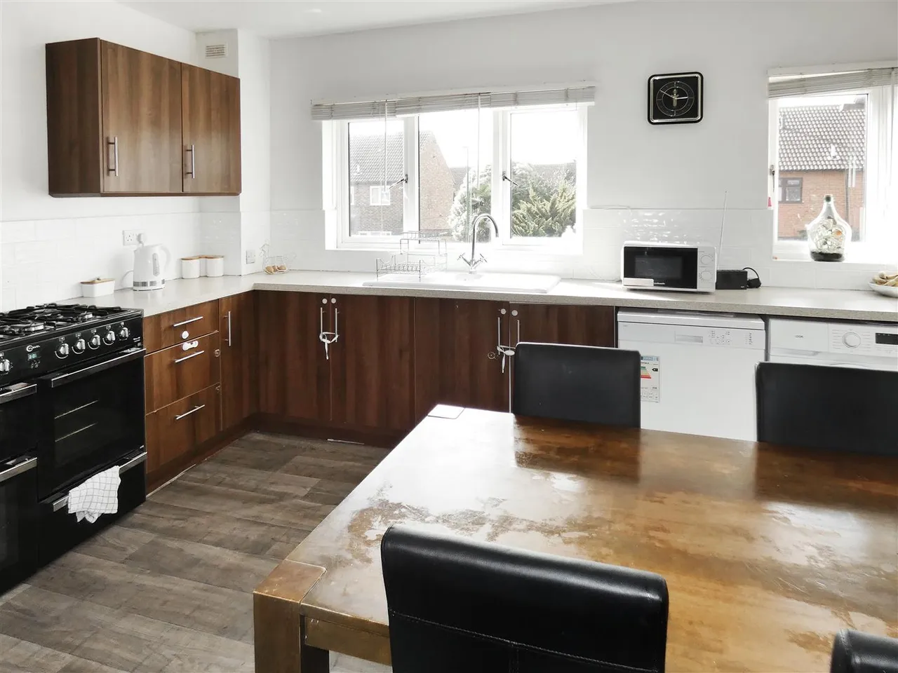 Dinsdale Gardens, Rustington, photo 11