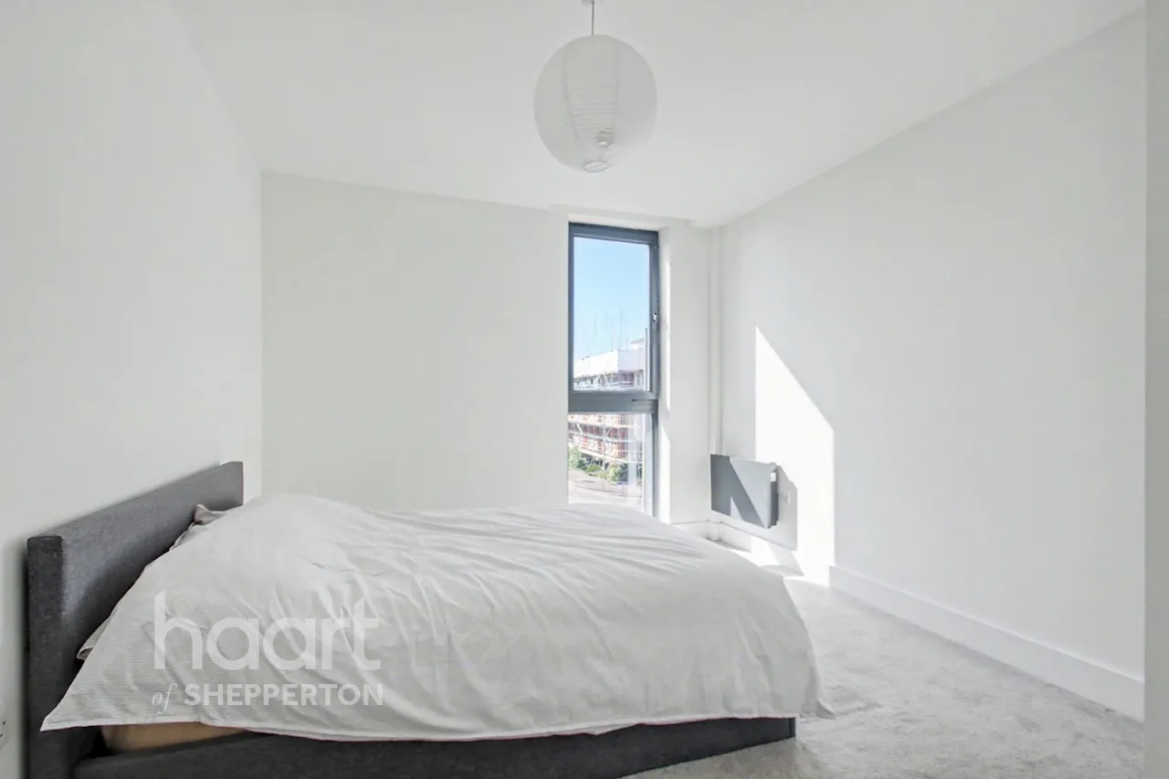 Guildford Street, Chertsey, KT16, photo 7