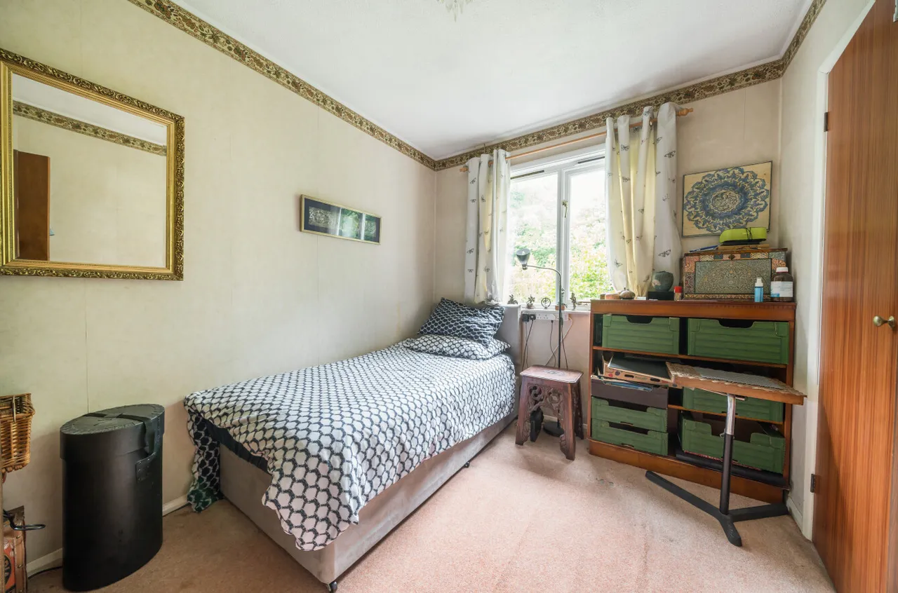 Headley Road, Grayshott, GU26, photo 14