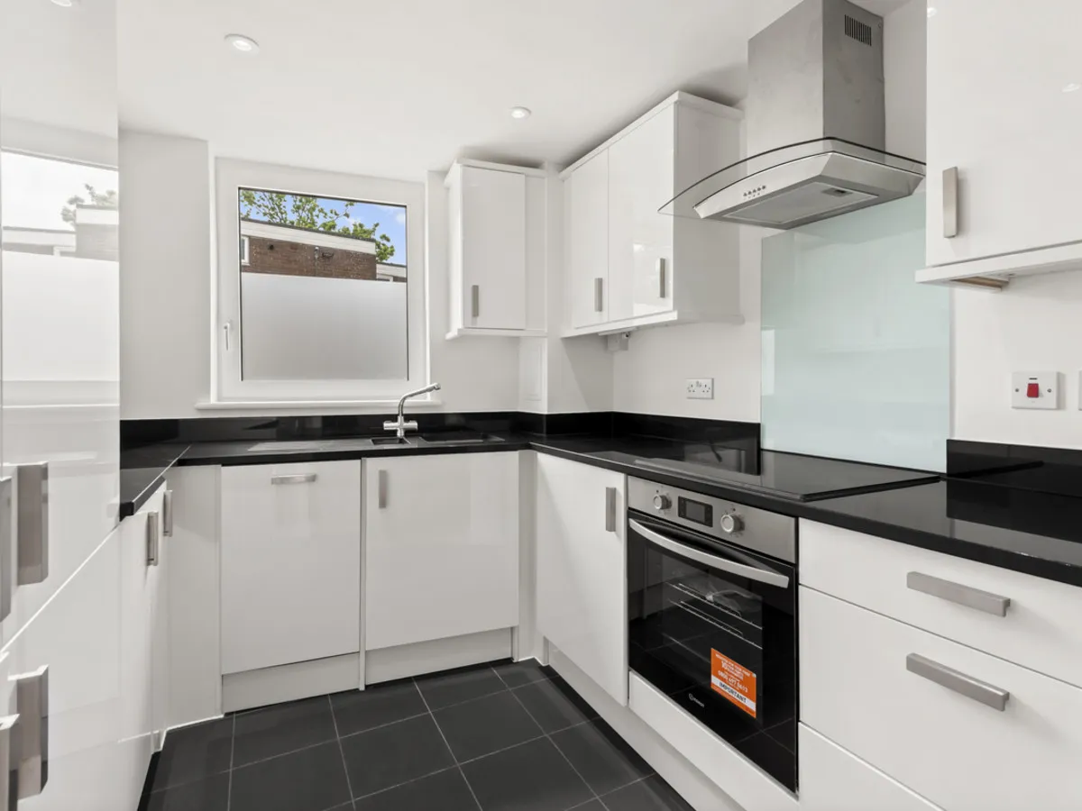Clarence Avenue, London, SW4, photo 4