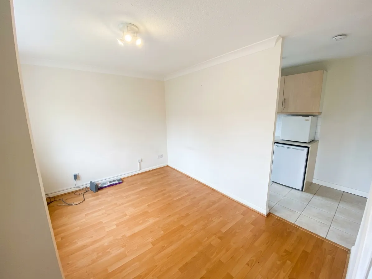 Rillington Gardens, Emerson Valley, MK4, photo 4
