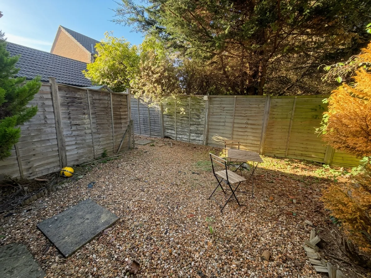 Rillington Gardens, Emerson Valley, MK4, photo 9