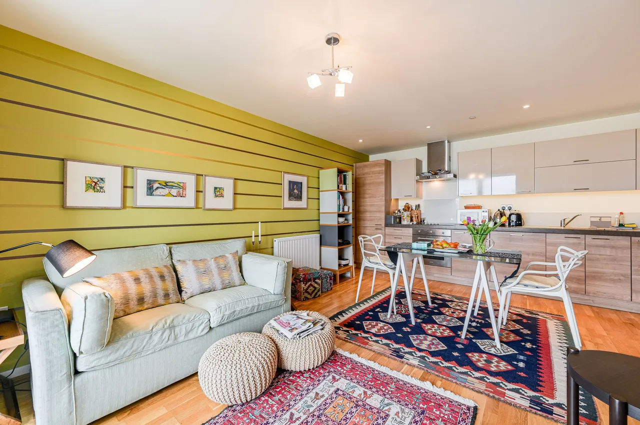 45 Cavatina Point, 3 Dancers Way, London, photo 4