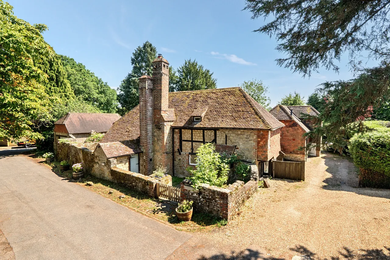 Hollist Lane, Midhurst, GU29, photo 2