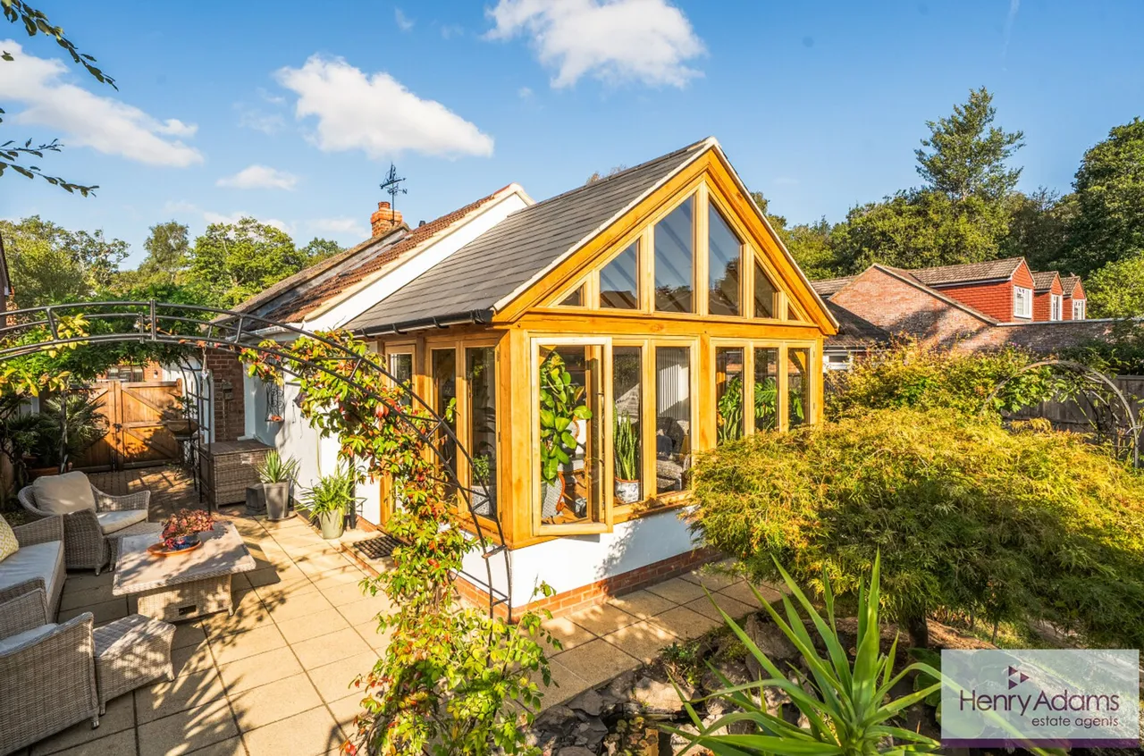 Newfield Road, Liss, GU33, photo 9