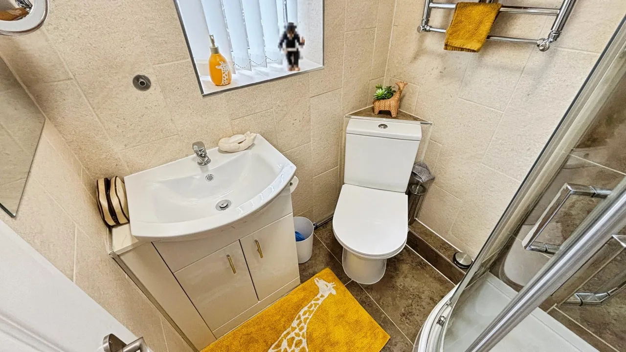 Carral Close, Lincoln, LN5, photo 10