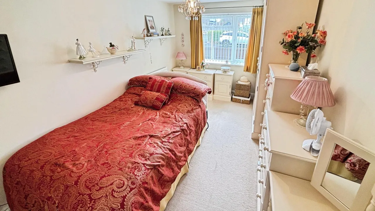 Carral Close, Lincoln, LN5, photo 8