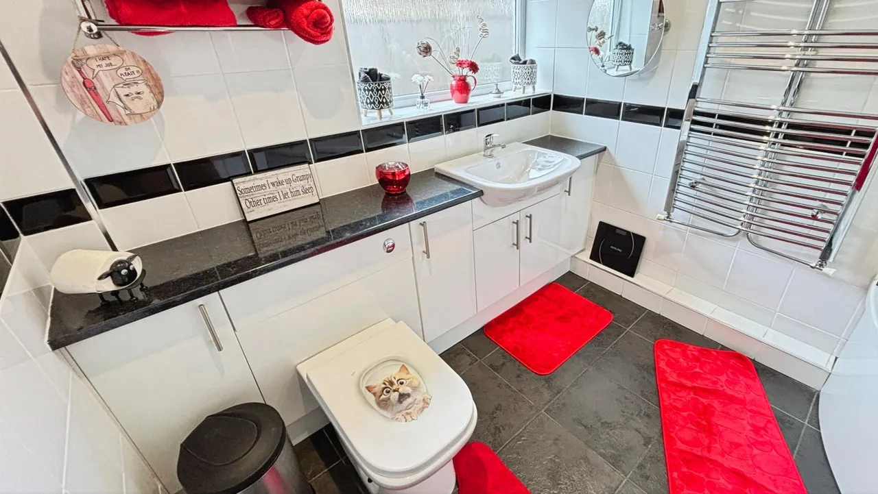 Carral Close, Lincoln, LN5, photo 13