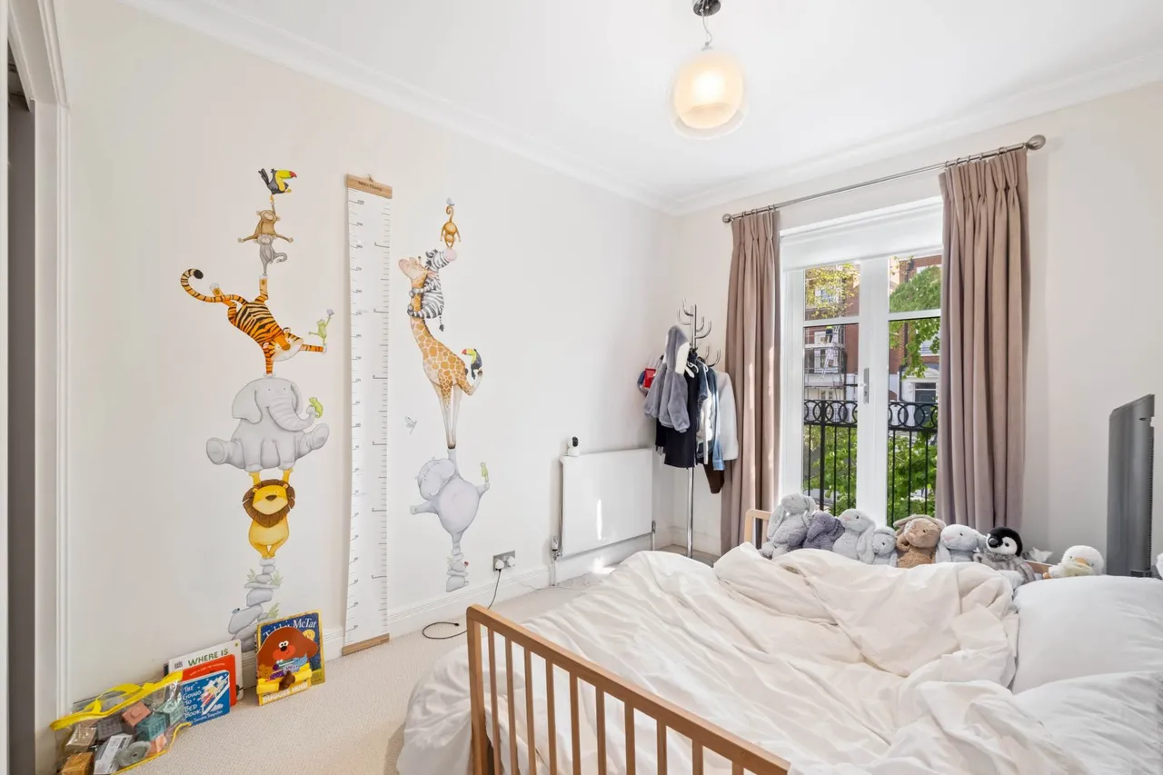 Rowan Lodge, Kensington Green, W8 5UJ, photo 8