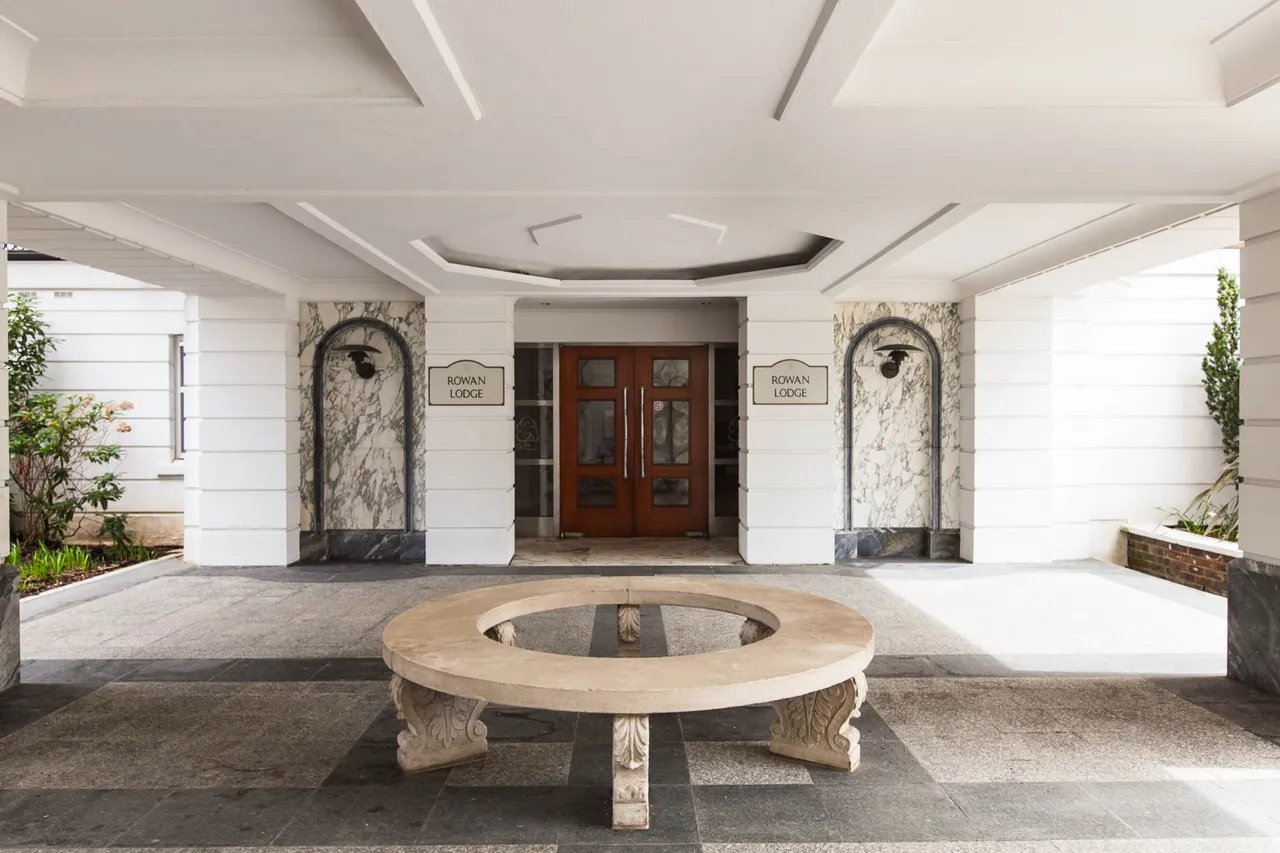 Rowan Lodge, Kensington Green, W8 5UJ, photo 11