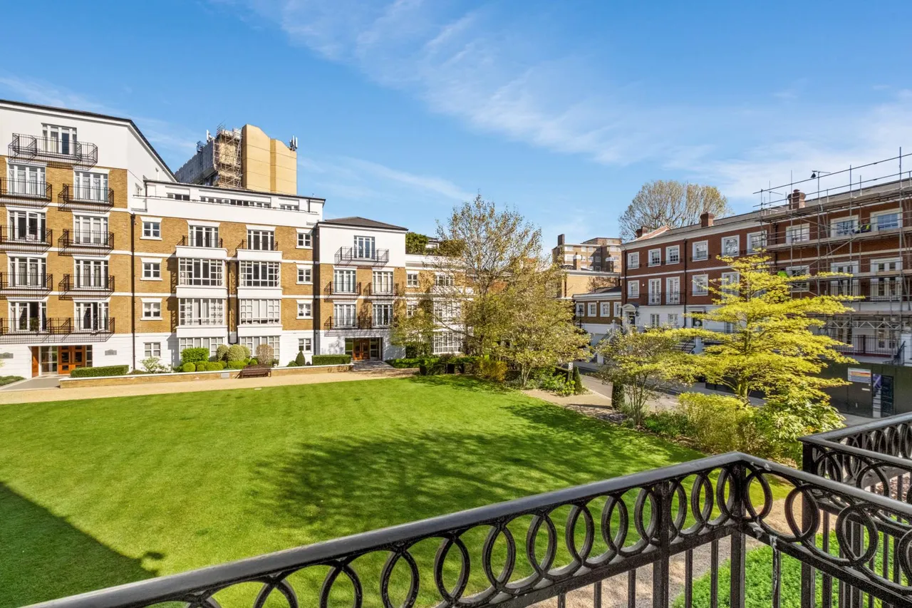 Rowan Lodge, Kensington Green, W8 5UJ, photo 10
