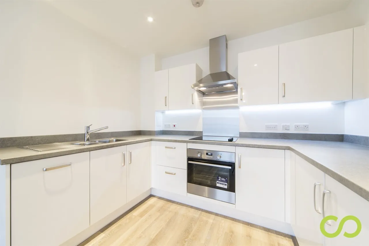 1 bed flat to rent, High Street, Sutton, SM1
