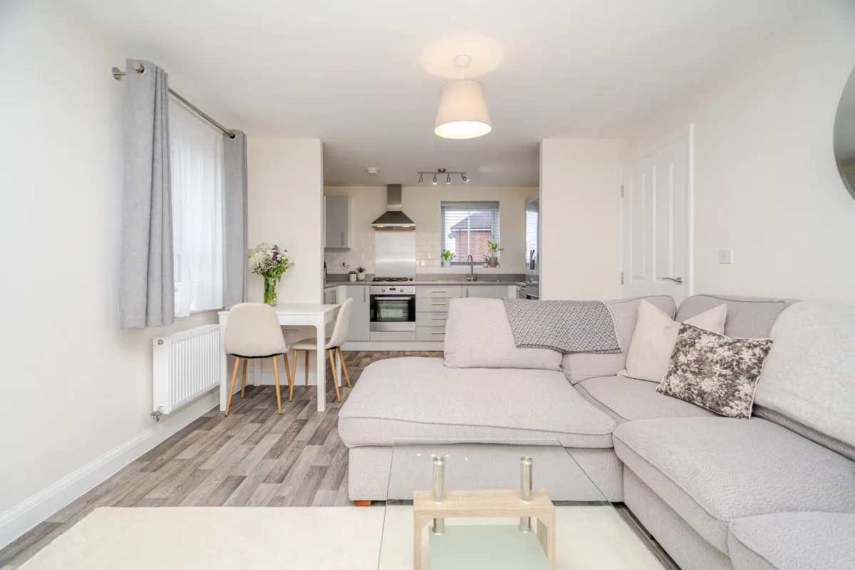 Cranwell Crescent, Eaton Leys, MK17, photo 2