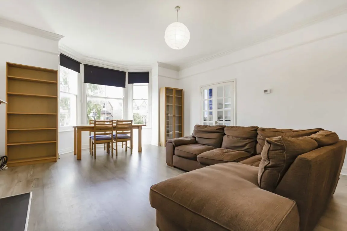 Grange Park, W5, photo 2
