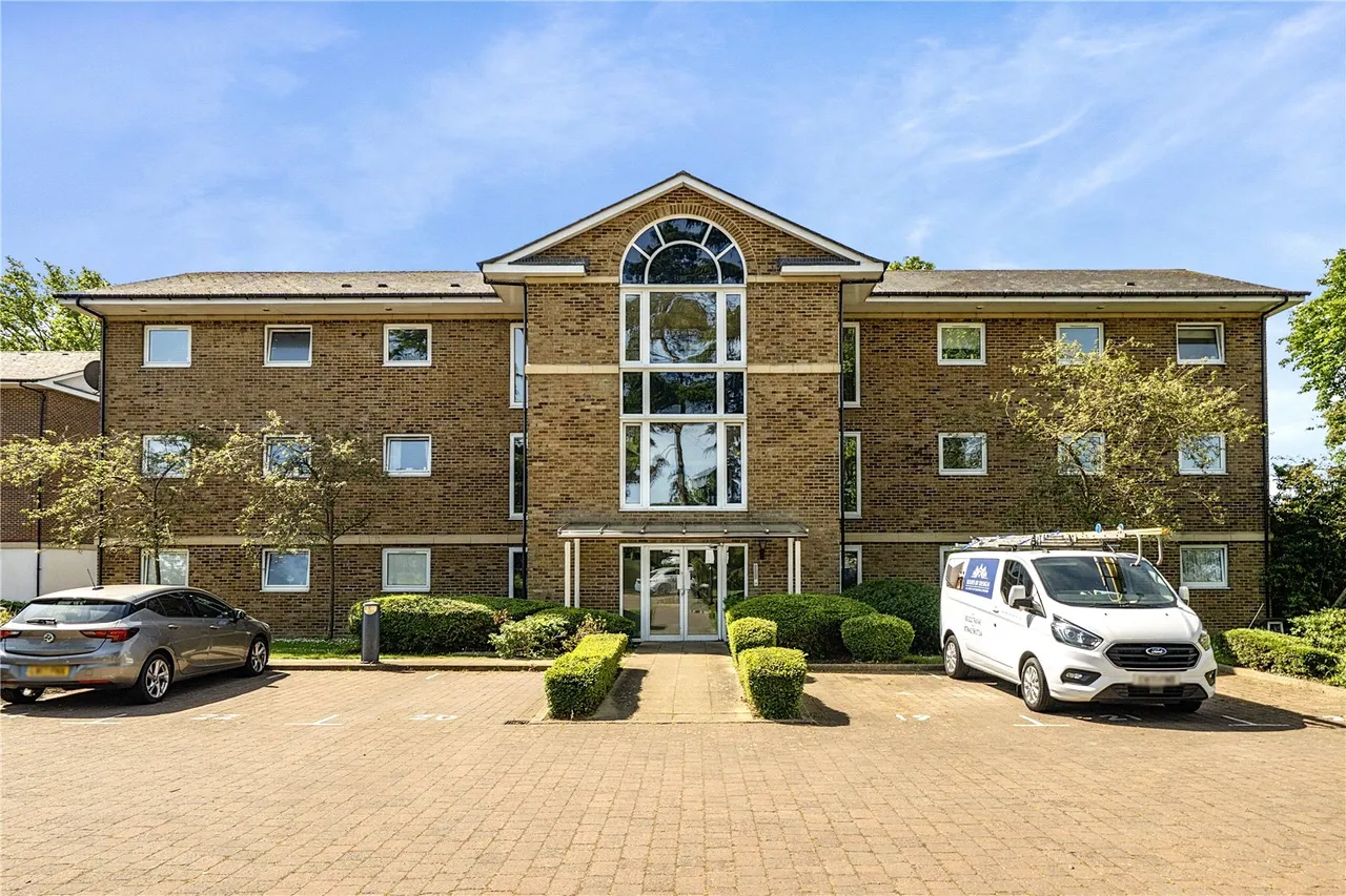 Maplehurst Close,, Bexley, DA2, photo 5