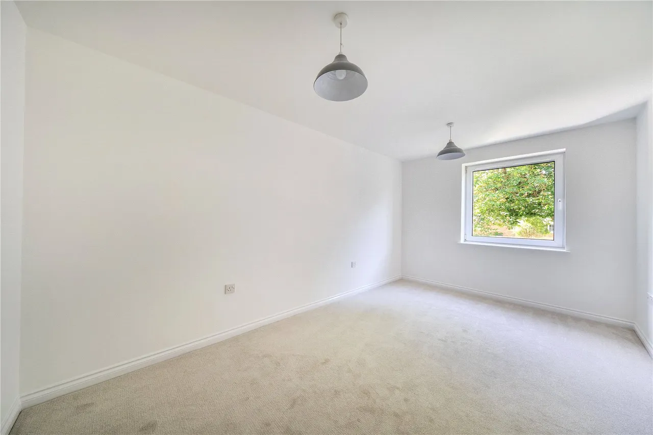 Maplehurst Close,, Bexley, DA2, photo 8