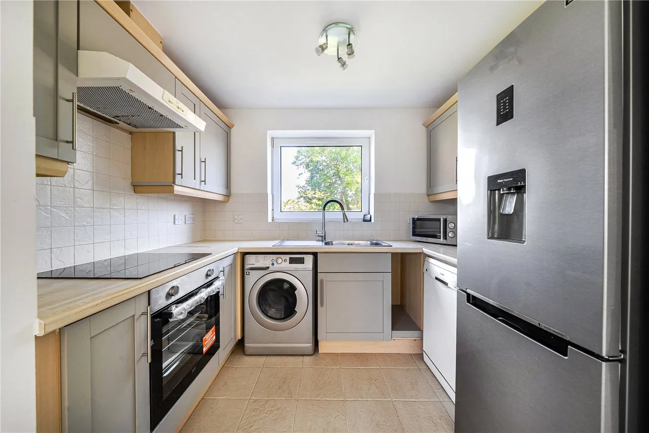 Maplehurst Close,, Bexley, DA2, photo 14