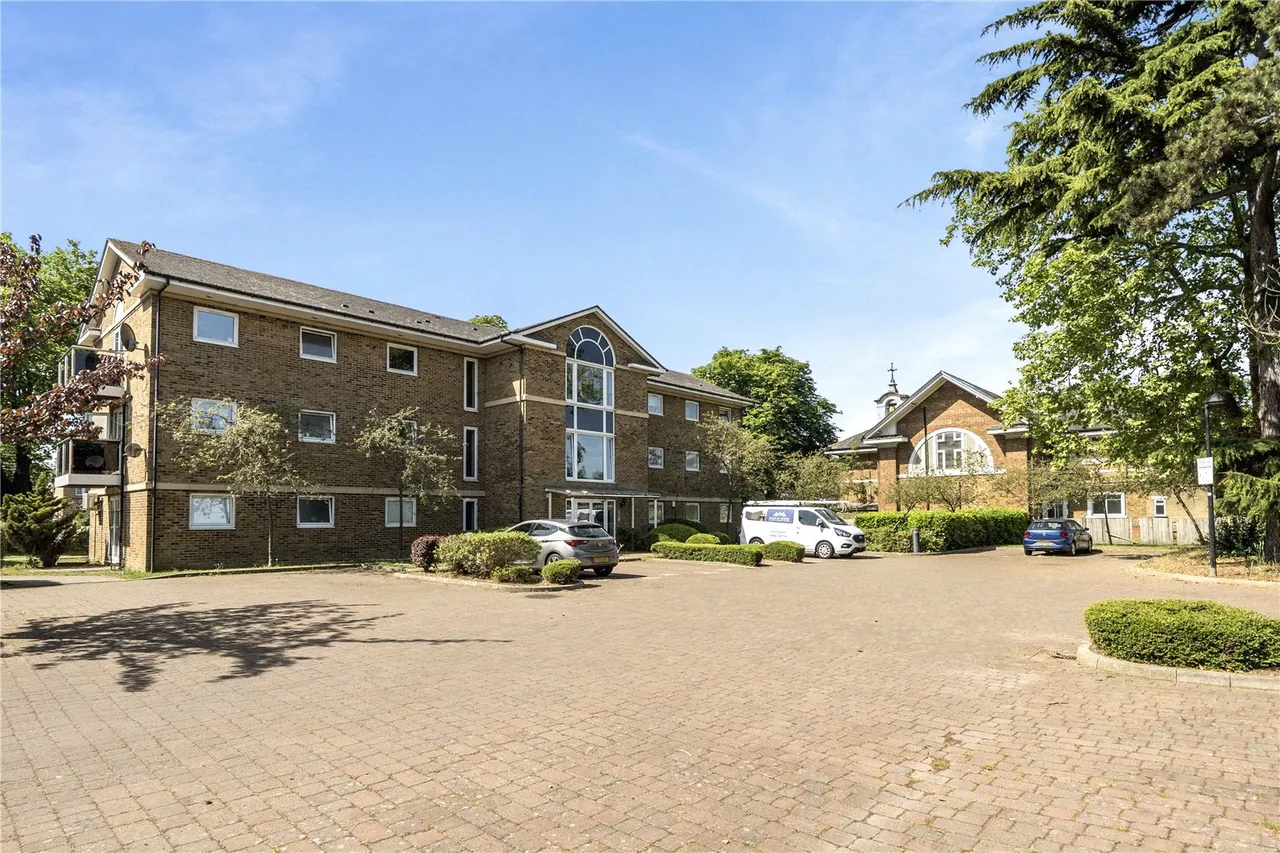 Maplehurst Close,, Bexley, DA2, photo 6