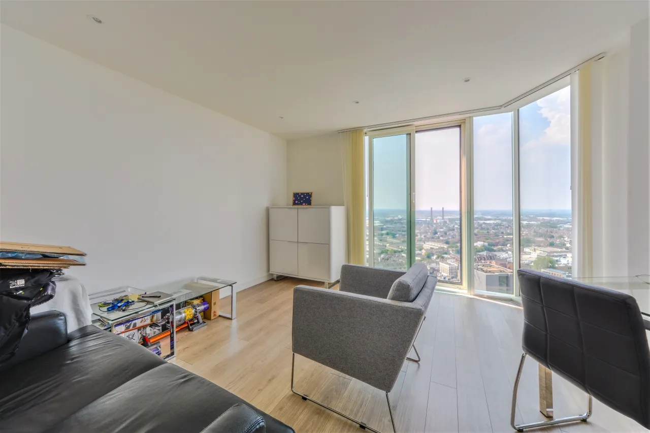 1 bed flat to rent, Saffron Central Square, Croydon, CR0