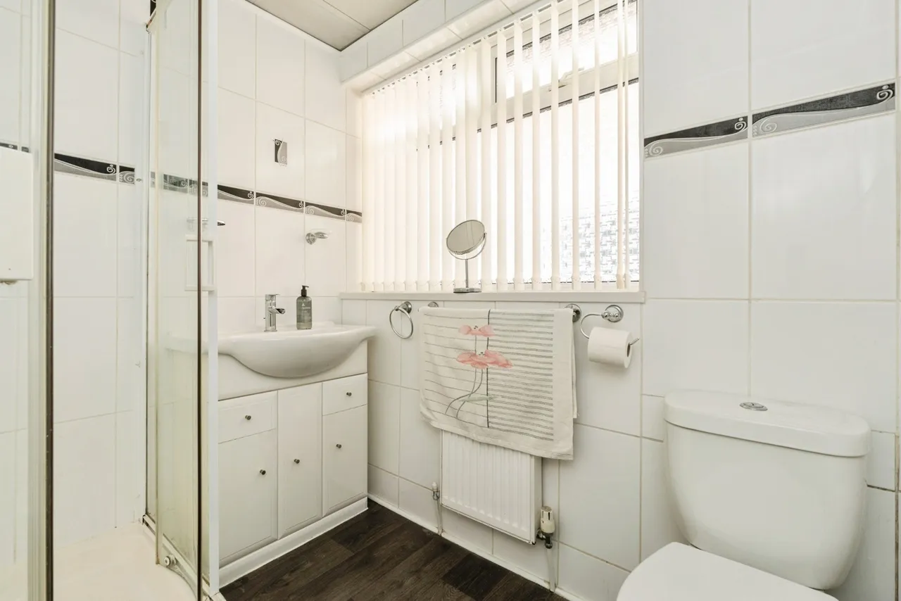 Bradwell Road, Lowton, Warrington, WA3, photo 6