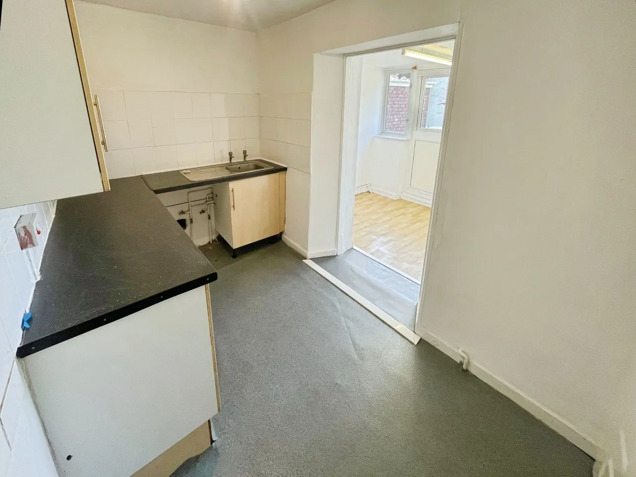 Nolton Street, Bridgend, CF31, photo 9